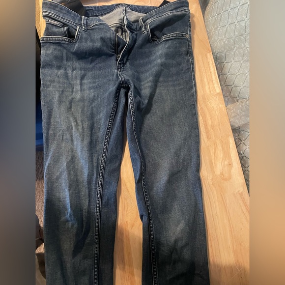 Hugo Boss Tapered Jeans - Picture 5 of 5